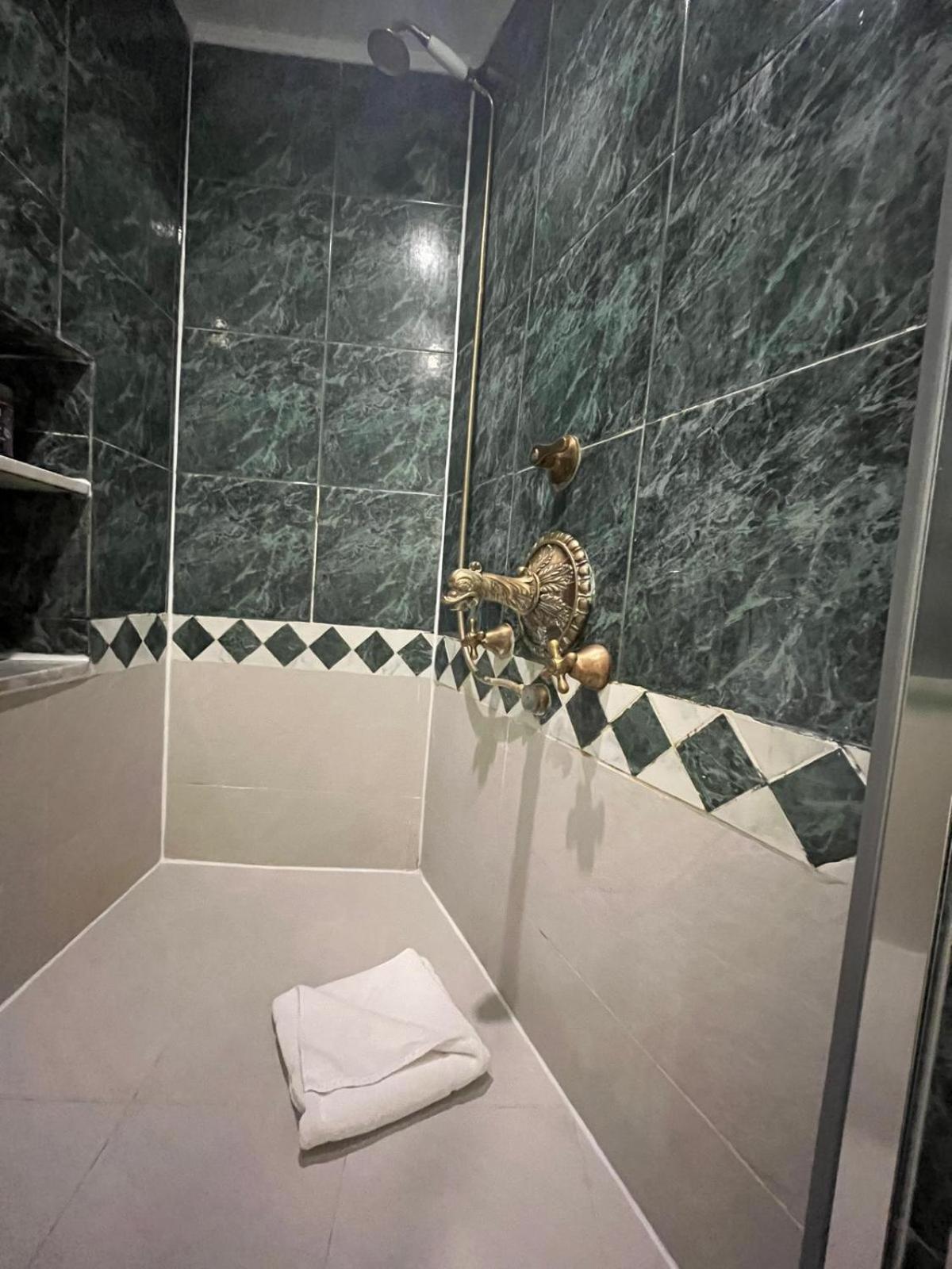 Crispi 30 Stylish Apartment Rome Exterior photo